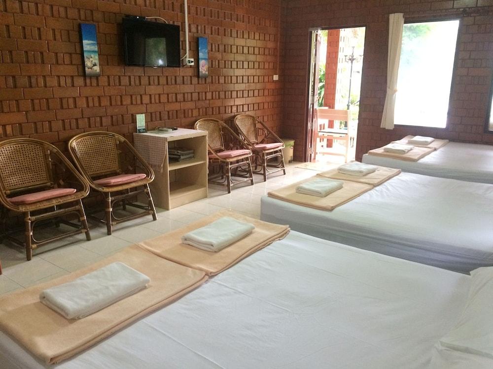 Ban Krut Resort Екстериор снимка